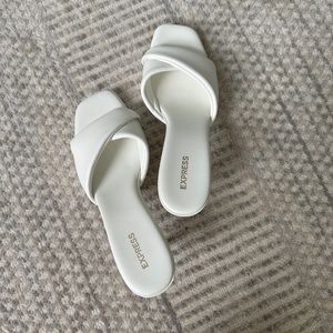 Creamy white express kitten heels